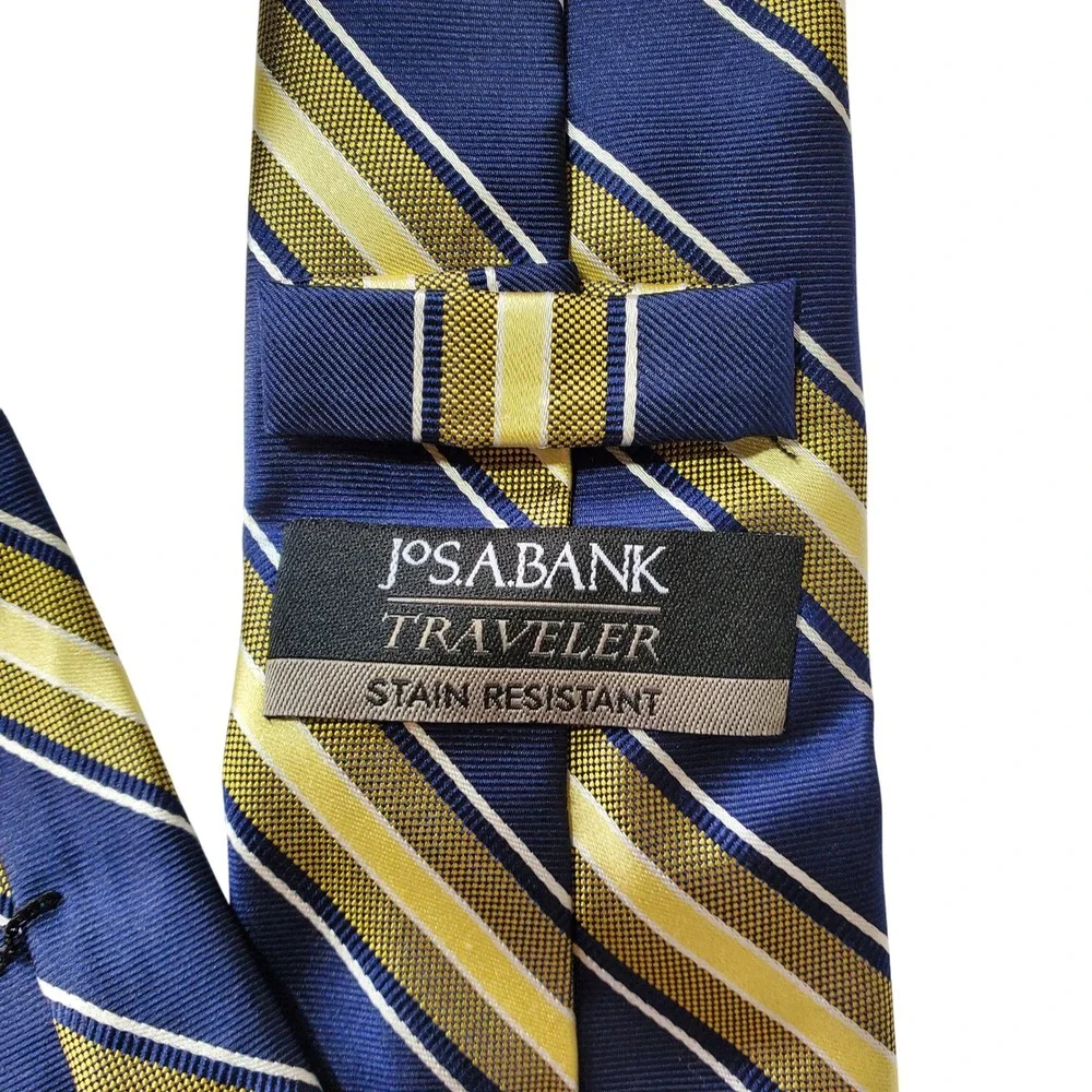 Jos.‎ A. Bank Traveler Silk Tie Navy Gold Stripe Necktie Business Formal